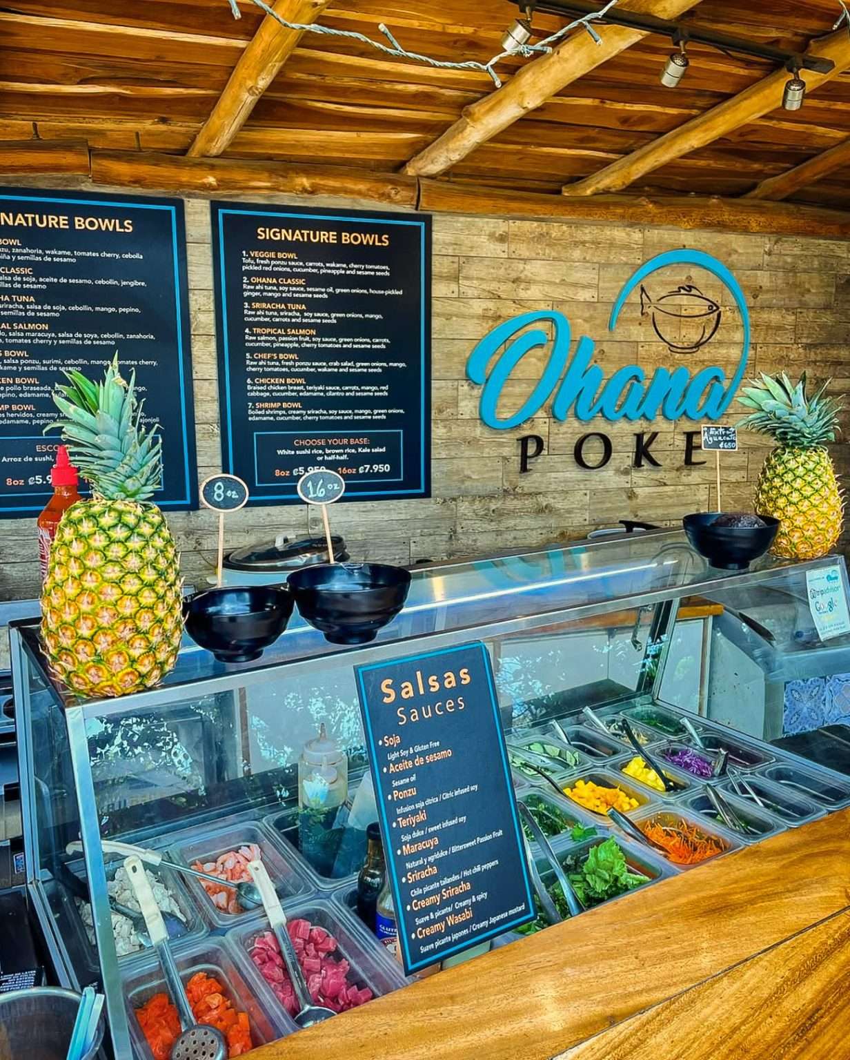 Discover the best dining and culinary experiences near Playa Carrillo and Sámara