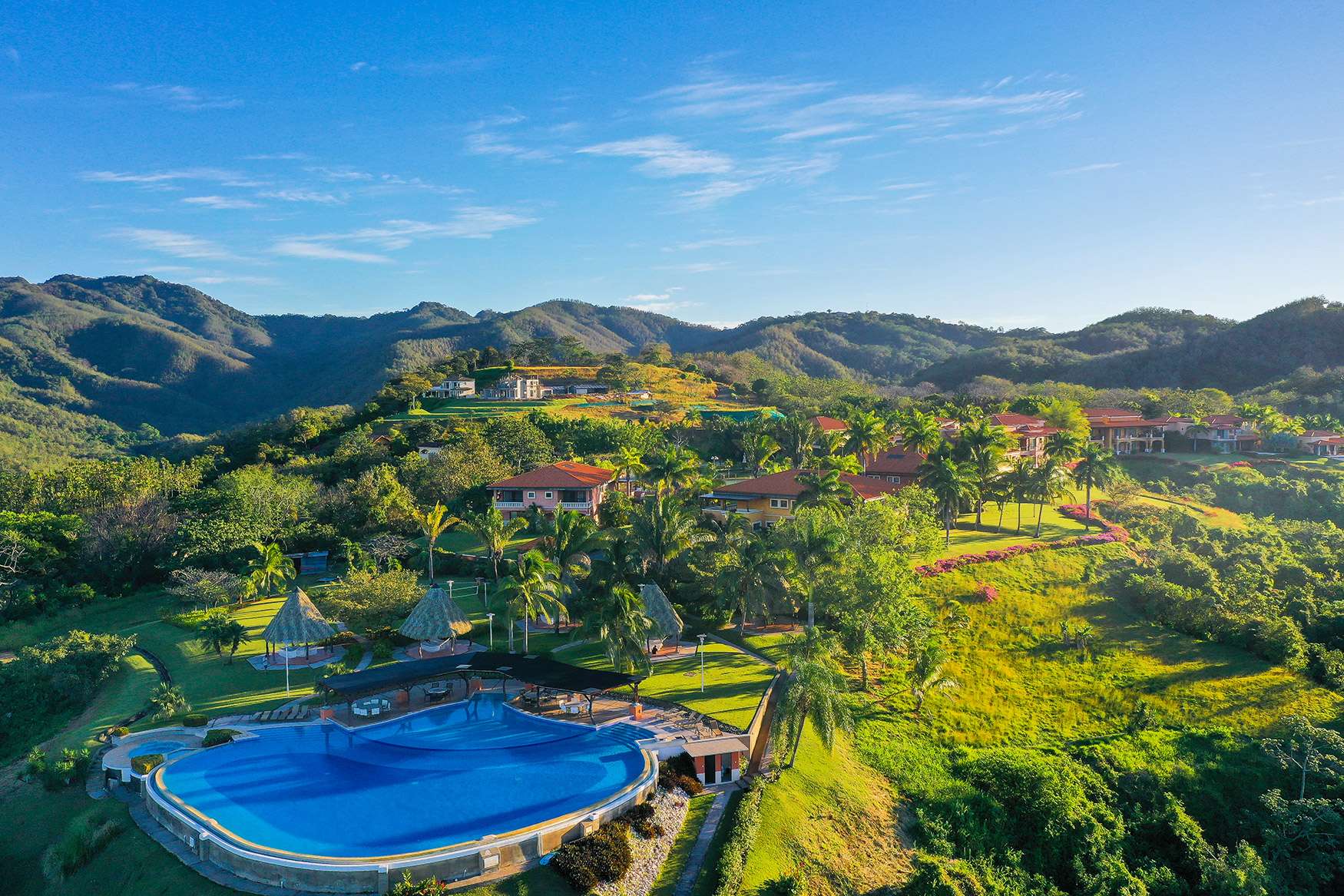 Luxury accommodations at Ventanas del Mar