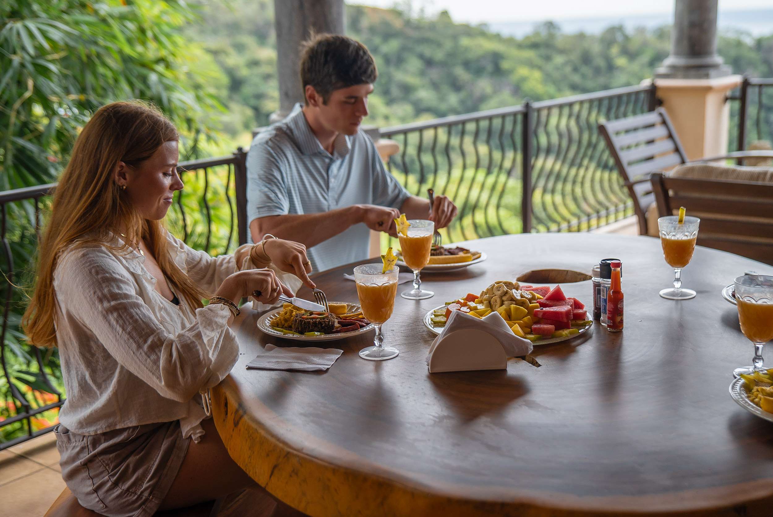 Luxury oceanview homes at Ventanas del Mar in Costa Rica